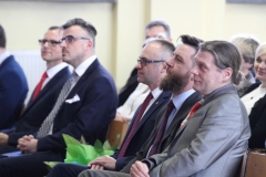 ekonomik_ofka_1679