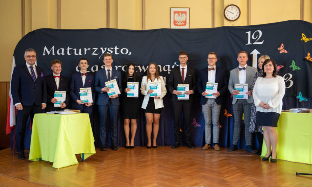 Pożegnanie tegorocznych maturzystów
