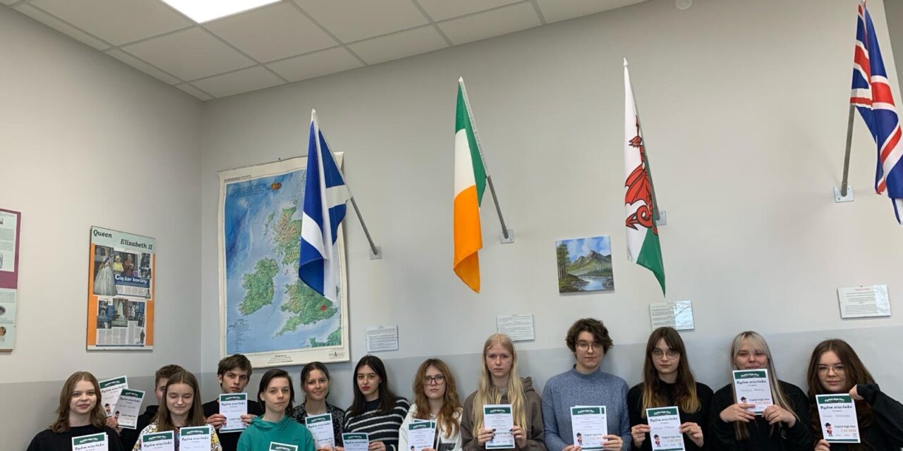 ENGLISH HIGH FLIER 2023