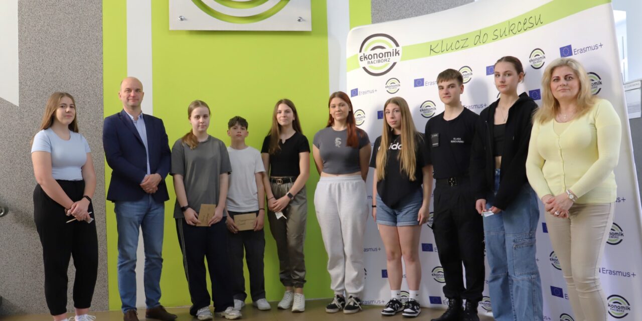 Uroczyste wręczenie nagród !!!