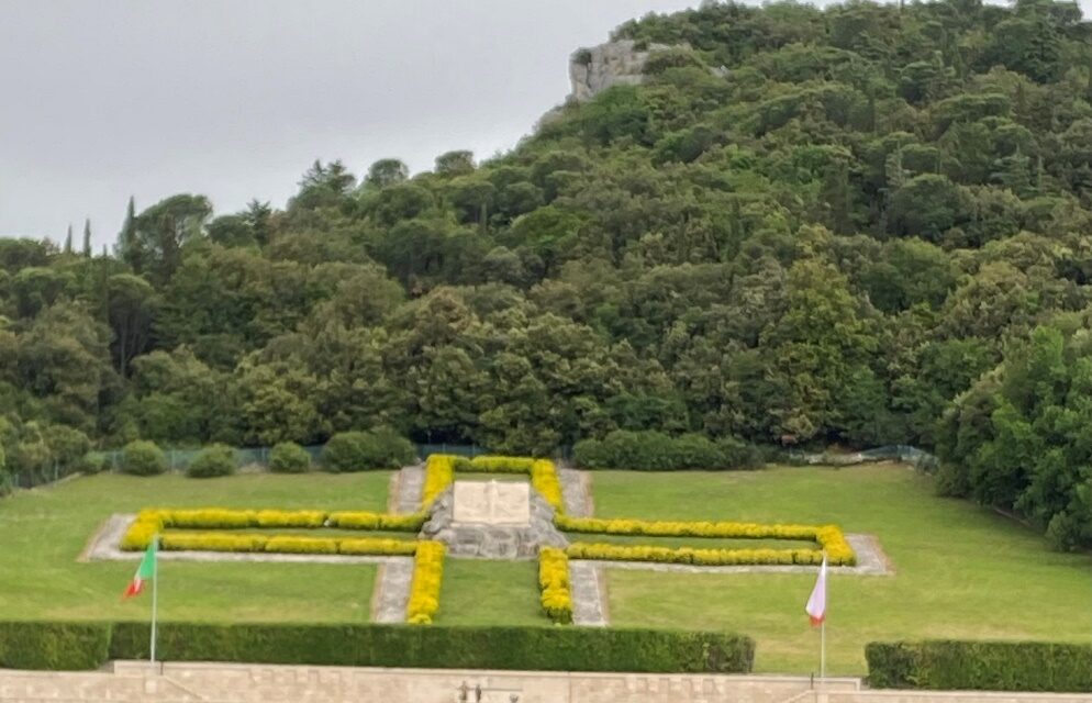 Uczennica Blanka Mrohs z klasy 1s uczestniczką obchodów upamiętniających 80 rocznice Bitwy pod Monte Cassino