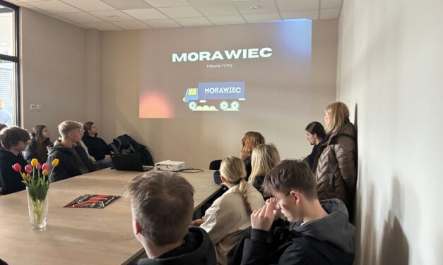 Wycieczka uczniów do Głogówka