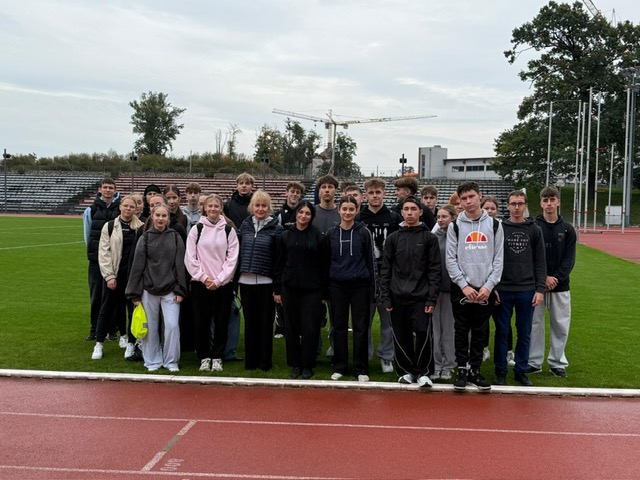 ćwierćfinały wojewódzkiej szkolnej Ligi Lekkoatletycznej dziewcząt i chłopców